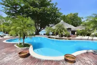 The Reef Resort - Sea View