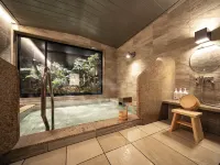Super Hotel Shiga Nagahama Tennen Onsen - Hot Springs