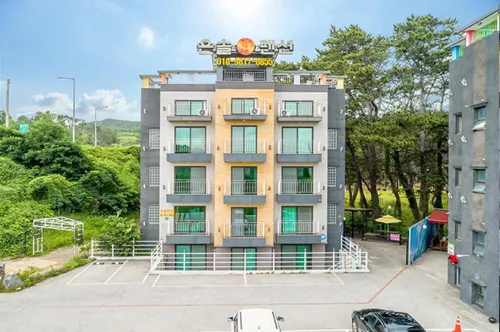 Gyeongju Gamposole Pension - Beach