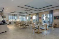 Zeus Hotels Palm Beach - breakfast