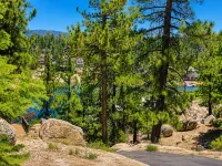 Boulder Bear - Chalets