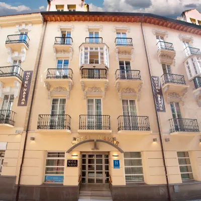 Porcel Navas Hotels near Alcaiceria