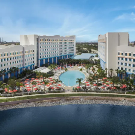 Universal’s Endless Summer Resort – Surfside Inn and Suites