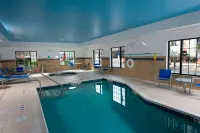 TownePlace Suites by Marriott Williamsport PA - Swimmingpools