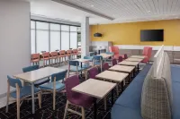 Home2 Suites by Hilton Tyler - Breakfast