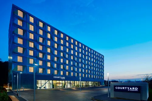 Courtyard Luton Airport - spa
