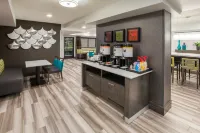 Hampton Inn Monterey - 2-Star