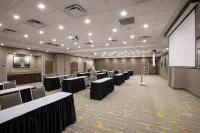 Hampton Inn & Suites Cincinnati/Kenwood - Pet Friendly