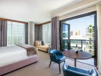 Drey Hotel Отели рядом с достопримечательностью «Вокзал Мокингбёрд»