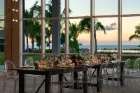 The Ritz-Carlton, Turks & Caicos - Parking