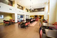 Hampton Inn & Suites Blairsville - Bãi đậu xe