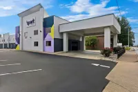 Spark by Hilton Evansville Downtown - 2-Star