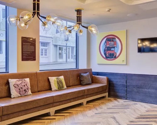 hub by Premier Inn London West Brompton Hotel Area Publik Photos
