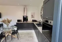 New Cosy Retreat in Matlock Bath - Apartments