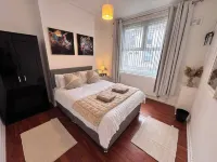 House 10 Minutes from the Center - Apartemen
