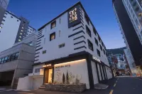達奧飯店 - 2 星級