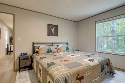 Brand New! Peaceful Wooded Retreat in Holcombe! - 2-Star