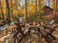 Creekside Cabin - Hot Tub, Firepit, Porch - 3-stjärniga