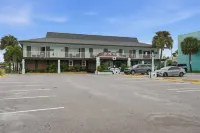 Island House Resort Hotel - Motels