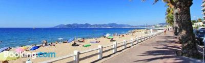 Hotel Exterior #Cannes Boccacabana Beach, Seafront, in Résid Pierre&Vacances 3 Stars Photo
