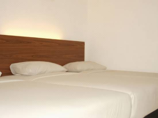 V Hotel Room Reviews Photos Kuala Lumpur 2021 Deals Price Trip Com