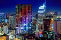 The Reverie Saigon Các khách sạn ở Ven sông Bạch Đằng