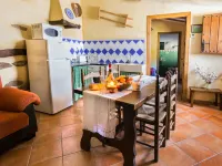 Romantic House for 2 People with Jacuzzi Hotels in Laroya