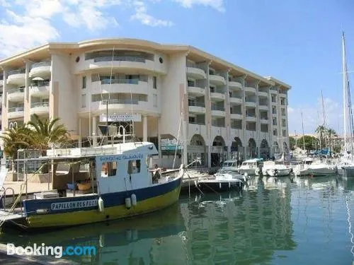 港口貝佳斯公寓