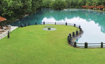 Taj Kumarakom Resort and Spa Kerala