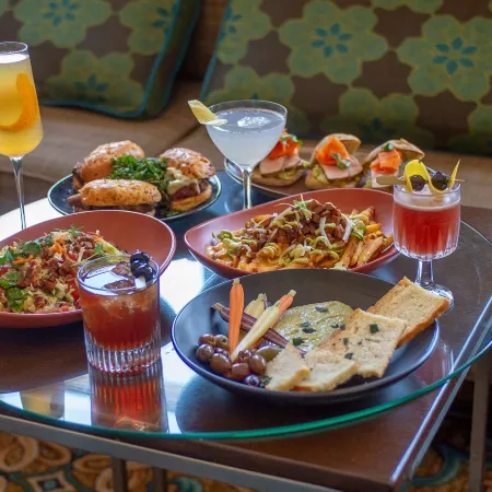 St. Louis Union Station Hotel, Curio Collection by Hilton