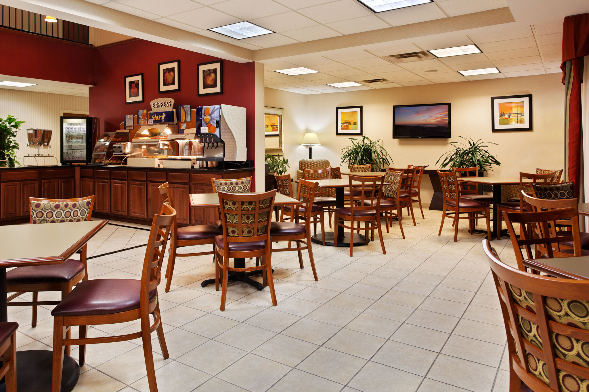 Holiday Inn Express Hotel & Suites Knoxville-North-I-75 Exit 112, an Ihg Hotel