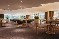 Best Western le Bois de La Marche - Kolam Renang