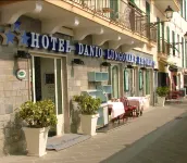達尼奧隆戈瑪雷酒店