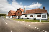 The Chequers Inn فنادق في Niton and Whitwell