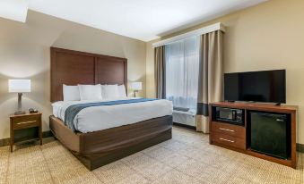 Comfort Suites