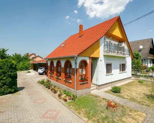 Swing Hotels in Balatonföldvári