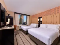 Holiday Inn NEW YORK CITY - TIMES SQUARE by IHG Các khách sạn gần Khu Upper West Side