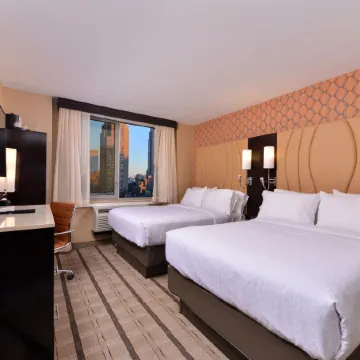 Holiday Inn NEW YORK CITY - TIMES SQUARE by IHG Отели рядом с достопримечательностью «Манхэттен»