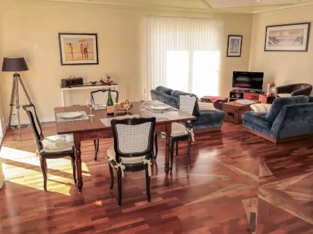 Ty Coat Pin Отели в г. Трегюнк