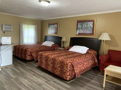 Dunlop Motel Hotels near Goderich BIA Farmers' Market