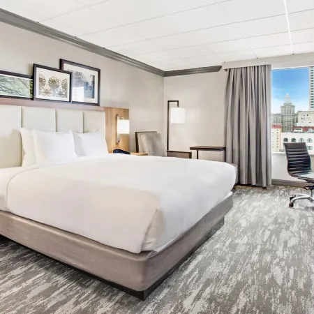 DoubleTree by Hilton New Orleans