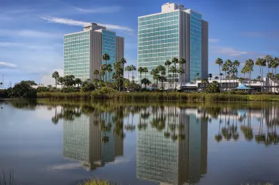 DoubleTree by Hilton at The Entrance to Universal Orlando Hotels near IHOP(International Drive)