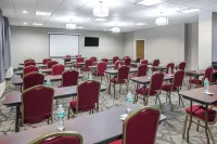 Comfort Inn & Suites Columbus North Hotels in Columbus