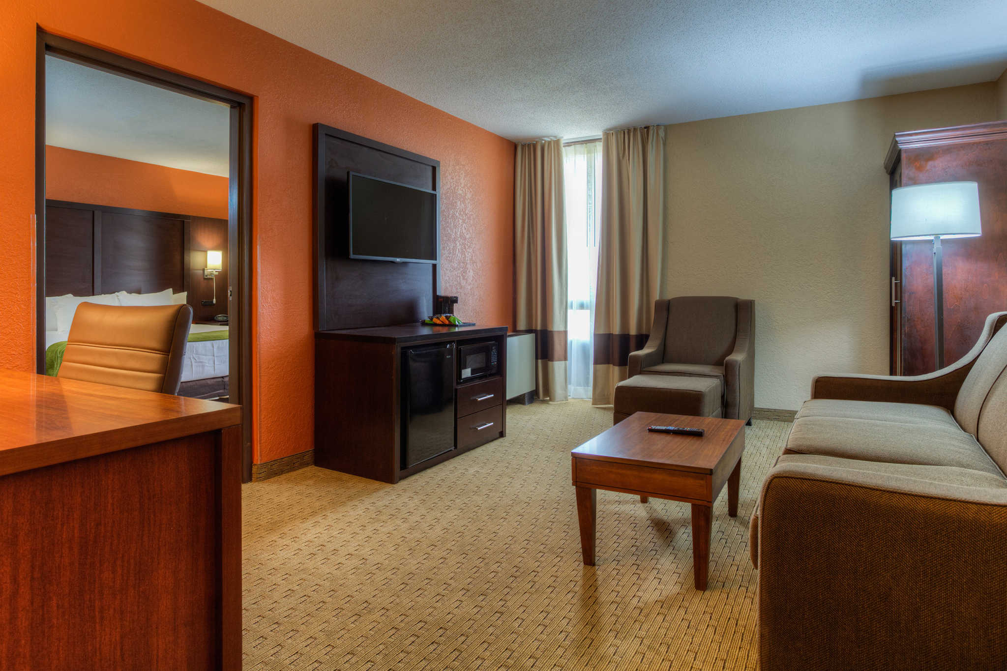 Comfort Inn & Suites Evansville Airport