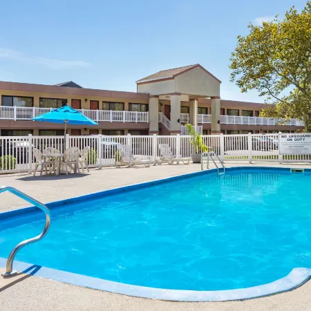 Ramada by Wyndham West Atlantic City