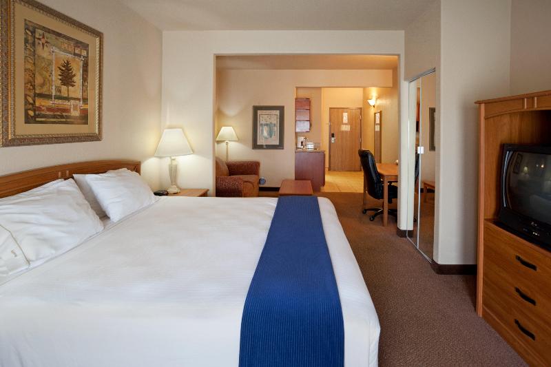 Holiday Inn Express Hotel & Suites Mission-McAllen Area, an Ihg Hotel