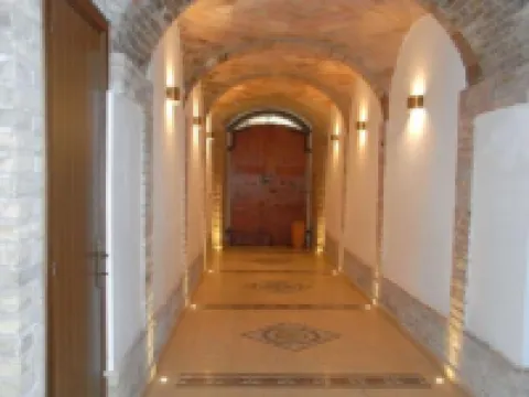 安蒂卡因特拉姆尼亞住宿加早餐旅館 泰拉莫省酒店