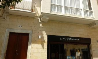 Mariam House - Housity