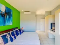Ocean and Rainforest Panoramic Views Jaco 3 Bdrm with Pool - vue sur la montagne