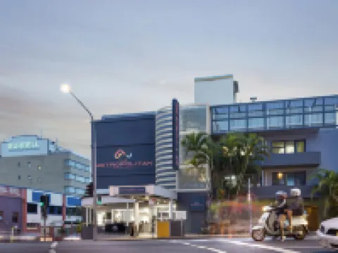 The Metropolitan Spring Hill Hotels in Spring Hill